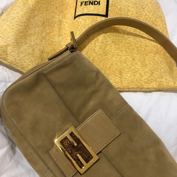 Fendi baguette suede bag - Picture 7 of 10